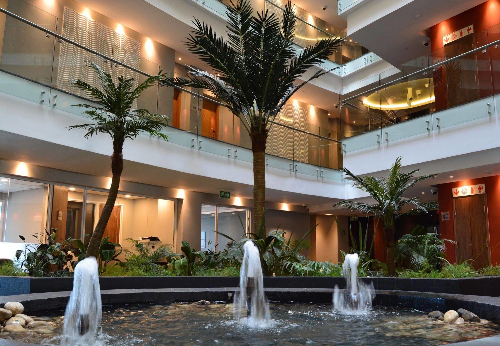 Ubumwe Grande Hotel キガリ エクステリア 写真